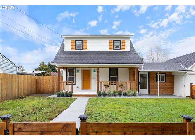 Property at 6728 N Princeton St, Portland, OR 97203, 5 beds, 3 baths