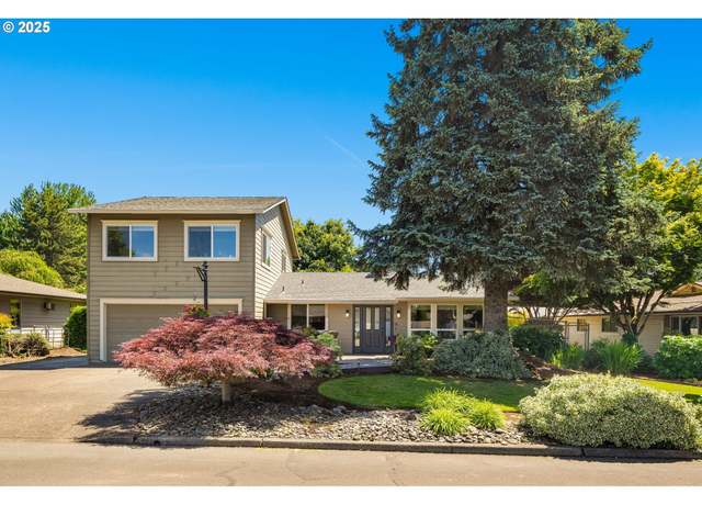 Property at 1615 Kingwood St, Forest Grove, OR 97116, 4 beds, 2.5 baths