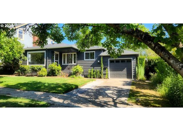 Property at 0337 S Vermont St, Portland, OR 97219, 3 beds, 2 baths