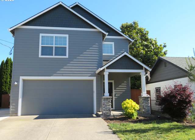 Property at 439 NW Garibaldi St, Hillsboro, OR 97124, 3 beds, 2.5 baths