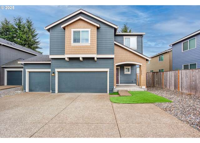 Property at 10908 NE 121st Ct, Vancouver, WA 98682, 4 beds, 2.5 baths