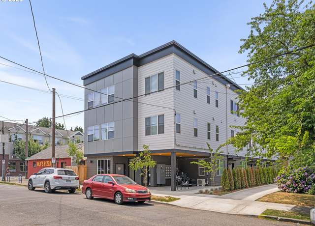 Property at 11 NE 55th Ave, Portland, OR 97213, 14 beds, 16 baths