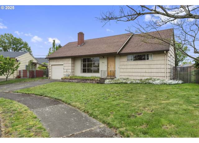 Property at 16711 SE Alder Ct, Portland, OR 97233, 3 beds, 2 baths