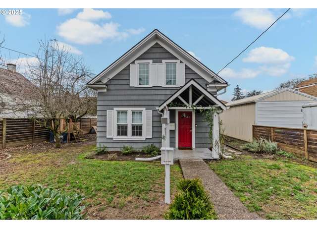 Property at 7912 SE Yamhill St, Portland, OR 97215, 4 beds, 2 baths