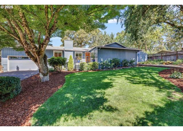 Property at 1223 SE Oak Grove Blvd, Milwaukie, OR 97267, 3 beds, 2 baths