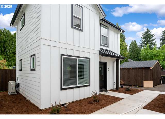 Property at 4103 SE Olsen St #3, Milwaukie, OR 97222, 2 beds, 1.5 baths