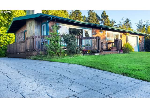 Property at 435 S Crestline Dr, Waldport, OR 97394, 2 beds, 2 baths