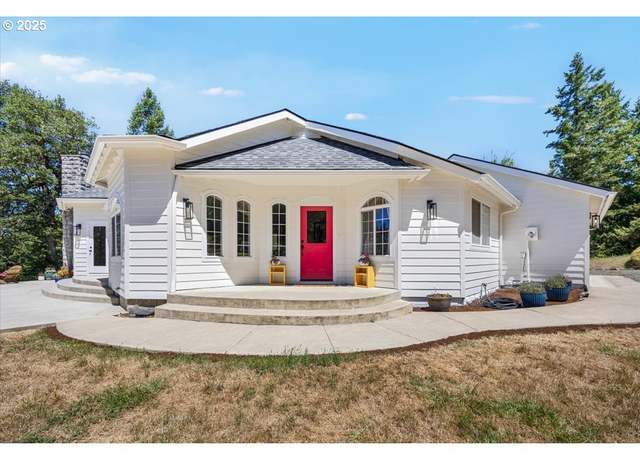 Property at 6841 Oak Hill Rd, Roseburg, OR 97471, 3 beds, 2 baths
