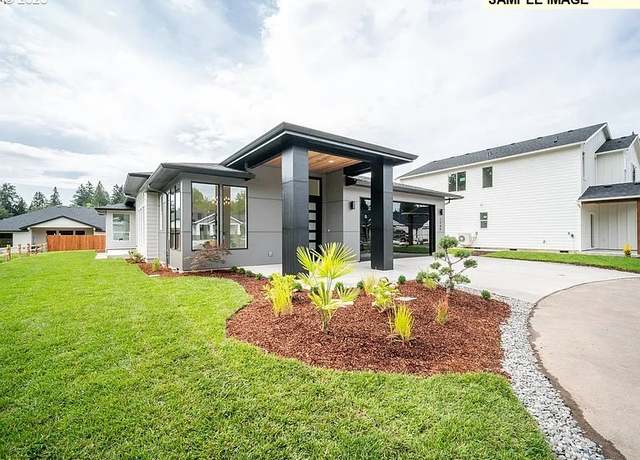 Property at 2040 S River Rd, Kelso, WA 98626, 4 beds, 3 baths