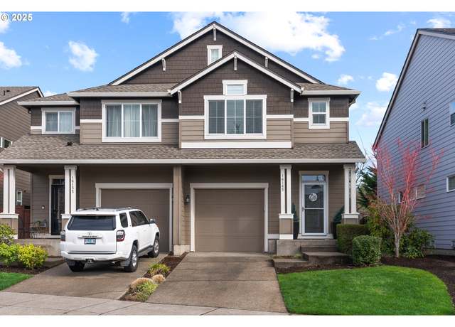 Property at 16165 SE Kingbird Dr, Clackamas, OR 97015, 4 beds, 2.5 baths