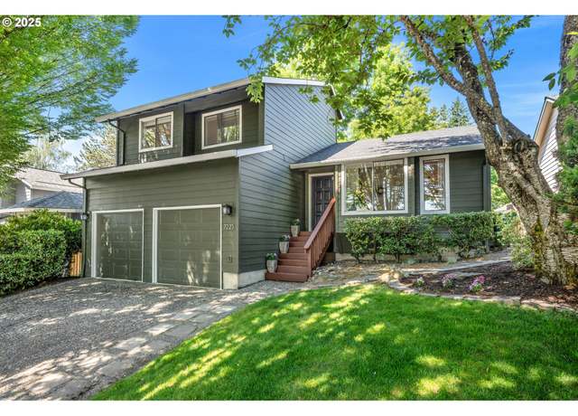 Property at 7225 SW Anne St, Beaverton, OR 97008, 3 beds, 2.5 baths