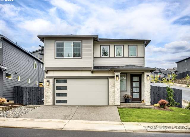 Property at 292 W Maple St, Washougal, WA 98671, 5 beds, 2.5 baths