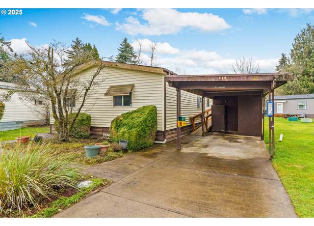 Property at 1625 Henderson Ave Unit C12, Eugene, OR 97403, 3 beds, 2 baths