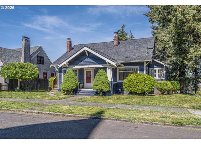Property at 721 Jefferson St, Oregon City, OR 97045, 3 beds, 2 baths