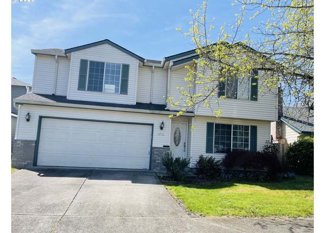Property at 21612 SW Kristin Ct, Beaverton, OR 97003, 4 beds, 2.5 baths