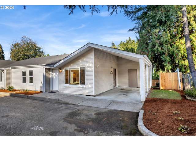 Property at 910/912 Pioneer St, Ridgefield, WA 98642, 6 beds, 2 baths