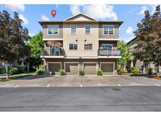 Property at 746 NE Adwick Dr, Hillsboro, OR 97006, 2 beds, 2.5 baths