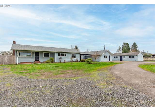 Property at 2185 Stoltz Hill Rd, Lebanon, OR 97355, 4 beds, 2 baths