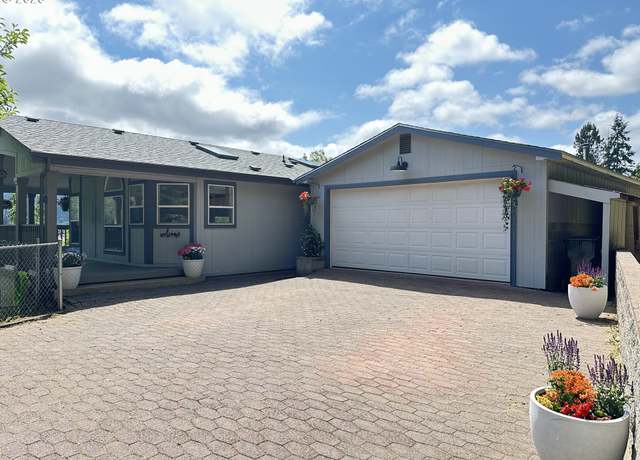 Property at 222 NW Mercy Hills Dr, Roseburg, OR 97471, 3 beds, 2 baths