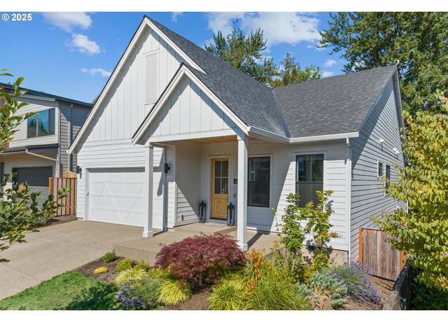 Property at 14692 SW 148th Ter, Portland, OR 97224, 4 beds, 3 baths