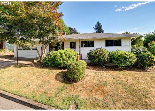Property at 10510 NE Russell Ct, Portland, OR 97220, 4 beds, 2.5 baths