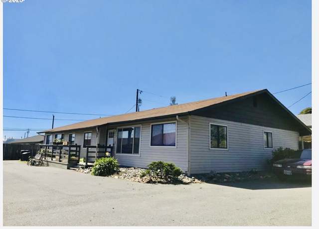 Property at 293 Matot St, Brookings, OR 97415, 6 beds, 4 baths