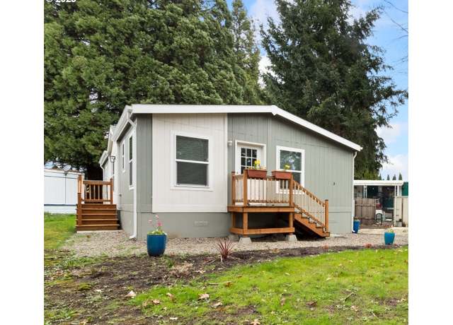 Property at 4900 Royal Ave #3, Eugene, OR 97402, 3 beds, 2 baths
