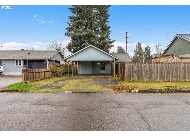 Property at 110 Hoyt Ave, Eugene, OR 97404, 1 bed, 1 bath