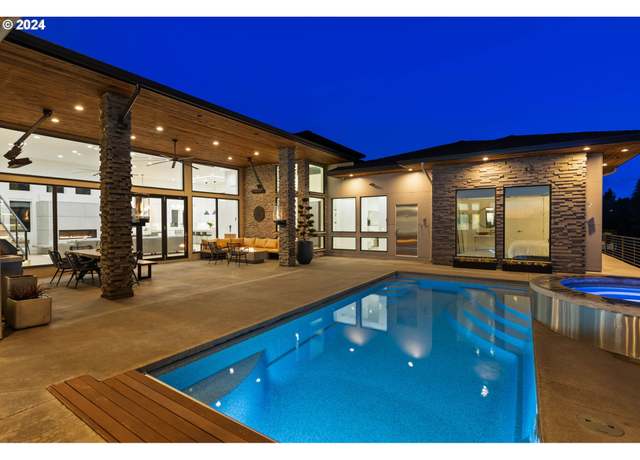 Property at 11600 NE 188th Ct, Brush Prairie, WA 98606, 4 beds, 5.5 baths