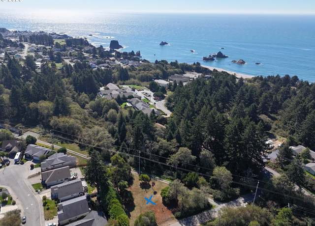 Property at 1300 Hampton Rd, Brookings, OR 97415