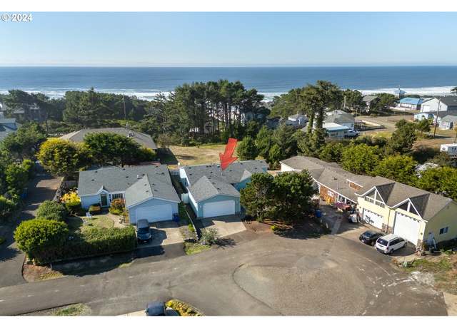 Property at 4655 Sussex Ct, Depoe Bay, OR 97341, 3 beds, 2 baths