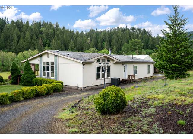 Property at 42201 Jack Creek Ln, Lebanon, OR 97355, 3 beds, 2.5 baths