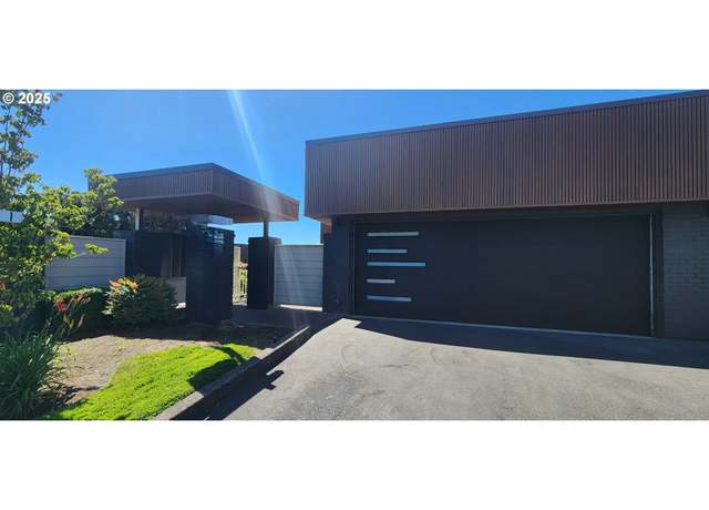 Property at 6903 SE Riverside Dr #19, Vancouver, WA 98660, 2 beds, 3 baths