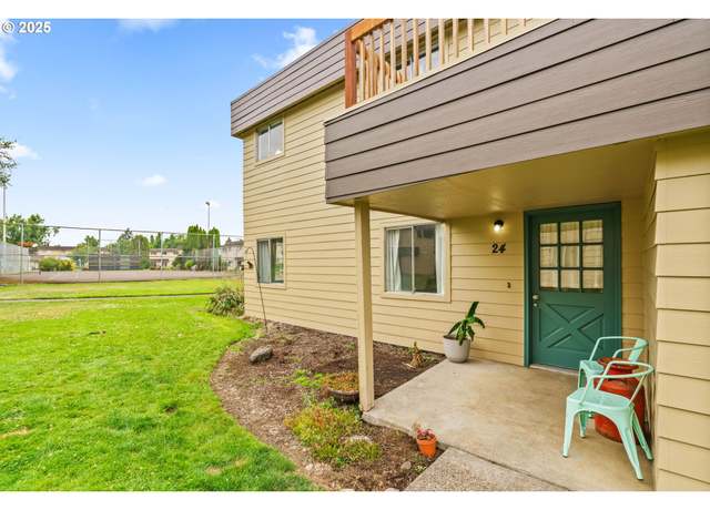 Property at 2727 Gateway St #24, Springfield, OR 97477, 3 beds, 1.5 baths