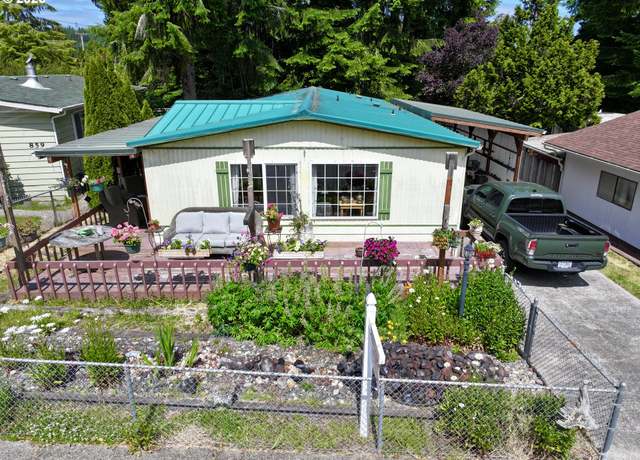 Property at 847 Vista Ct, Reedsport, OR 97467, 2 beds, 2 baths