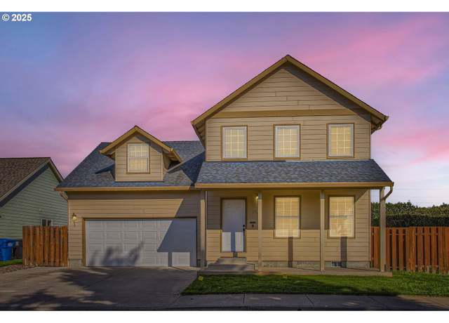 Property at 20814 Ruth St, Donald, OR 97020, 3 beds, 2.5 baths
