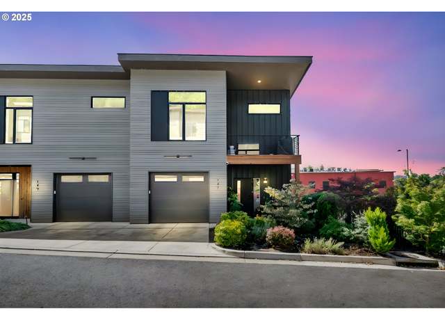 Property at 147 Shelton Mcmurphey Blvd, Eugene, OR 97401, 2 beds, 2.5 baths