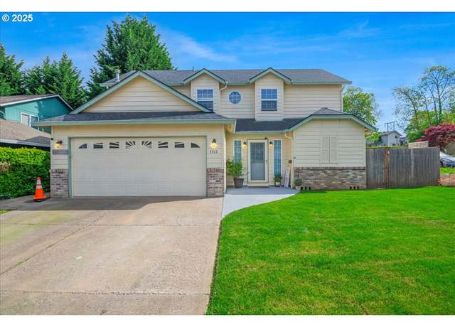 Property at 3917 NE 97th St, Vancouver, WA 98665, 3 beds, 2.5 baths