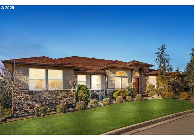 Property at 1587 SW Walters Loop, Gresham, OR 97080, 4 beds, 3.5 baths