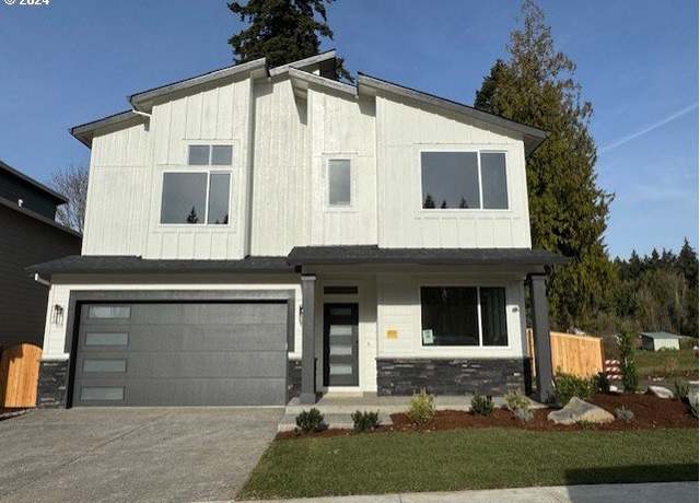 Property at 14191 SE Iseli Ln, Clackamas, OR 97015, 4 beds, 2.5 baths