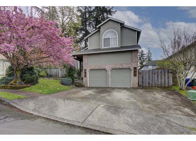 Property at 1758 NW 18th Ct, Gresham, OR 97030, 4 beds, 2.5 baths