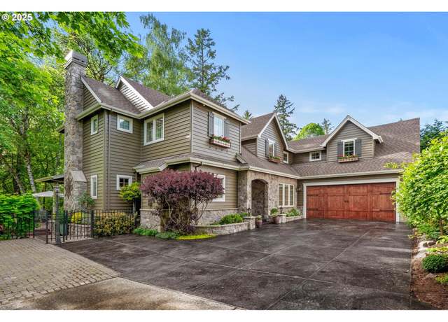 Property at 3329 SW Ridgewood Ave, Portland, OR 97225, 5 beds, 3 baths