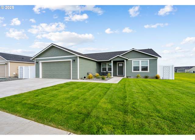 Property at 400 SW Goldfinch Ln, Boardman, OR 97818, 3 beds, 2 baths