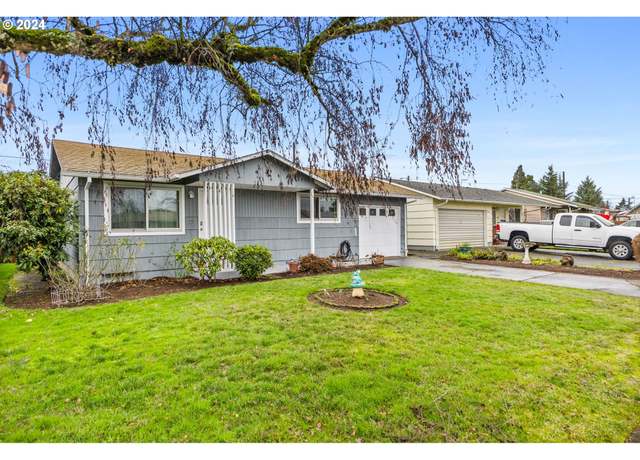 Property at 1450 Rainier Rd, Woodburn, OR 97071, 2 beds, 1 bath