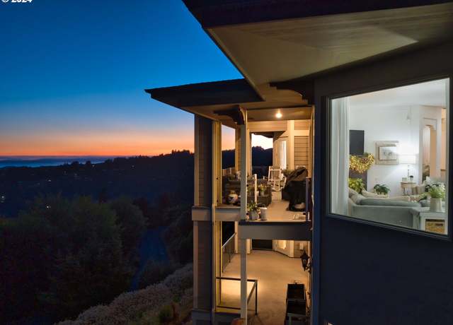 Property at 16898 Crown Terrace Rd, Brookings, OR 97415, 4 beds, 3.5 baths