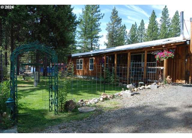 Property at 810 New St, Sumpter, OR 97877, 3 beds, 2 baths