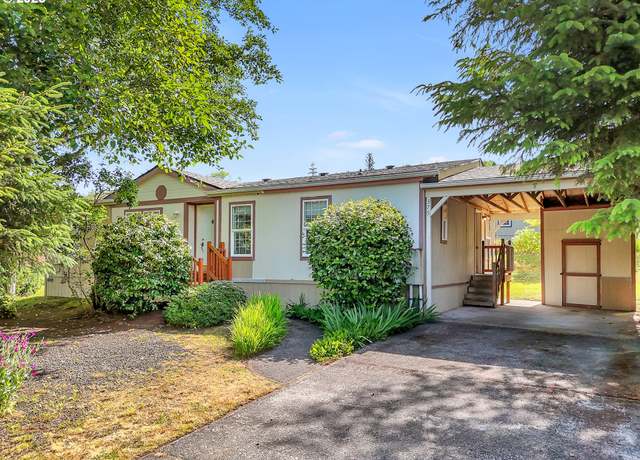 Property at 375 Forest Ct, Seaside, OR 97138, 3 beds, 2 baths