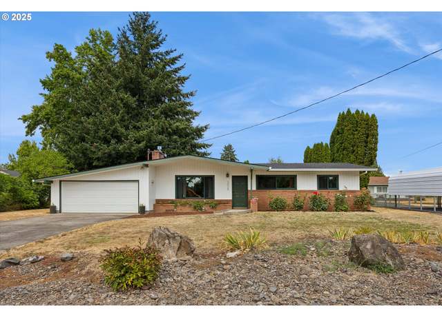 Property at 3025 18th Ave, Forest Grove, OR 97116, 3 beds, 2 baths