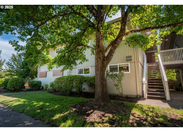 Property at 2031 W 14th Pl, Eugene, OR 97402, 2 beds, 1 bath