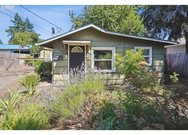 Property at 6632 SE 65th Ave, Portland, OR 97206, 3 beds, 1 bath